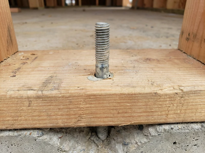 Illustrative sample: an incomplete anchor connection