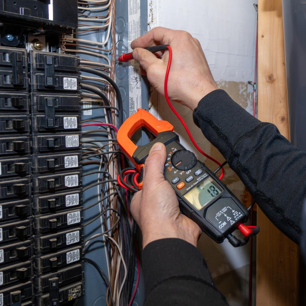 Home inspection Austin, testing a home's electrical panel for safety hazards