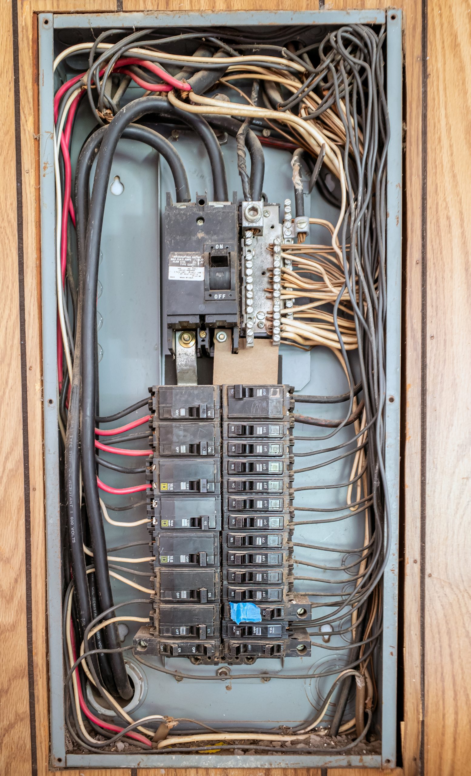 Aluminum wiring inside an electrical panel in an Austin home